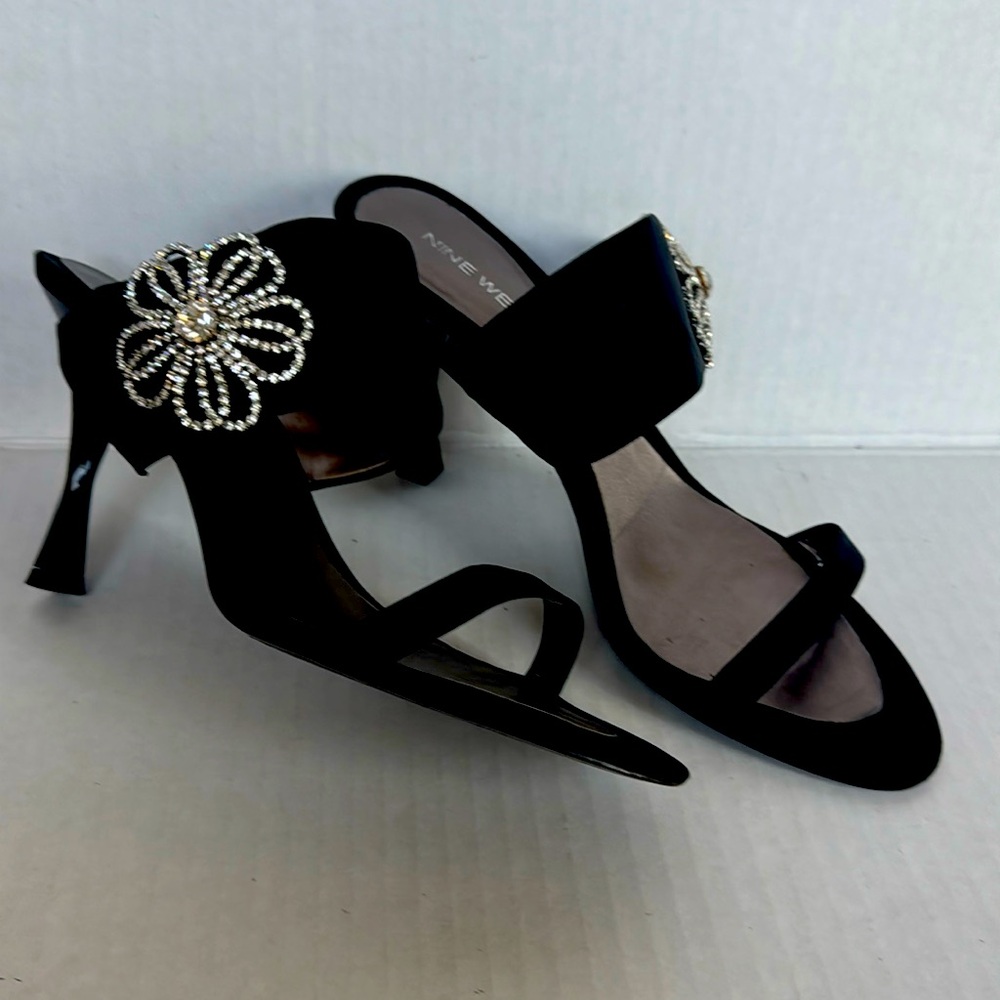 Elegant sandal got me lots of compliments